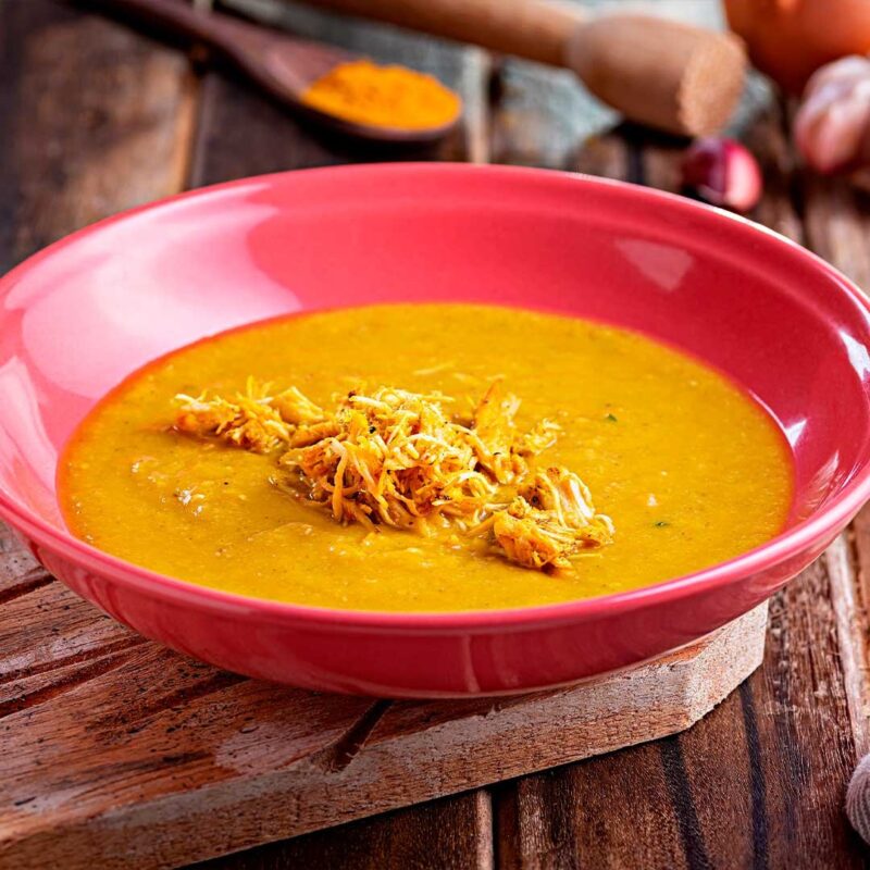 Sopa de Legumes Com Frango Desfiado