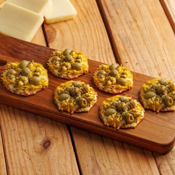 Mini Pizza de Frango com Creme Artesanal 180g (6 un)